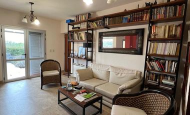 HERMOSA PROPIEDAD con Exclusiva VISTA AL LAGO LOS MOLINOS