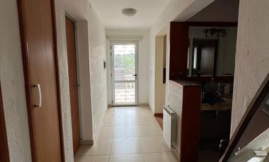 HERMOSA PROPIEDAD con Exclusiva VISTA AL LAGO LOS MOLINOS