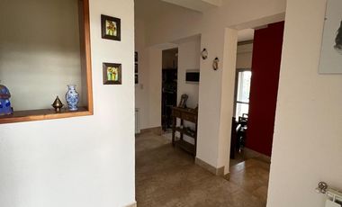 HERMOSA PROPIEDAD con Exclusiva VISTA AL LAGO LOS MOLINOS