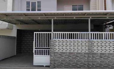 dijual rumah baru berpagar siap huni 2 lantai di kawasan aman bebas banjir
