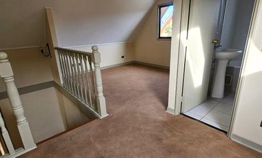 Se Vende Casa Con Piscina 3d 3b · Villa Cataluña Los Angeles