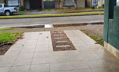 Se Vende Casa Con Piscina 3d 3b · Villa Cataluña Los Angeles