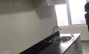 FOR RENT STUDIO UNIT AT 878 ESPAÑA