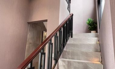 Rumah Baru Siap Huni Desain Modern Klasik Dekat Kota Wisata, DP 0% Cicilan Mulai 4 Jutaan, Strategis 10 Menit ke Tol Cibubur - FREE PPN & Bebas Biaya