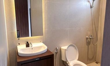 Rumah Baru Siap Huni Desain Modern Klasik Dekat Kota Wisata, DP 0% Cicilan Mulai 4 Jutaan, Strategis 10 Menit ke Tol Cibubur - FREE PPN & Bebas Biaya