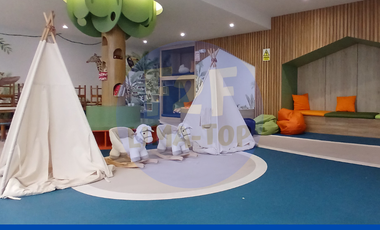 Vive en San Isidro, Depa amoblado de 1 dormitorio y studio con vista al mar!!