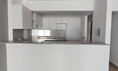 🚨Surco: Venta Duplex de 2 habitaciones con cochera frente a parque  (Modificable a 3 habitaciones)