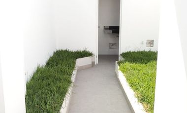 🚨Surco: Venta Duplex de 2 habitaciones con cochera frente a parque  (Modificable a 3 habitaciones)