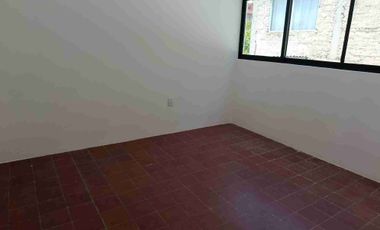 AMPLIA CASA EN PUEBTE DE VIGAS TLALNEPANTLA