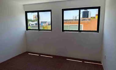 AMPLIA CASA EN PUEBTE DE VIGAS TLALNEPANTLA