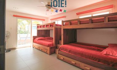 Casa de lujo en venta en Marina Blue – Manta | 4 dormitorios | Piscina privada