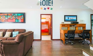 Casa de lujo en venta en Marina Blue – Manta | 4 dormitorios | Piscina privada