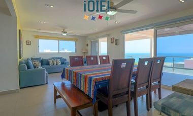 Casa de lujo en venta en Marina Blue – Manta | 4 dormitorios | Piscina privada