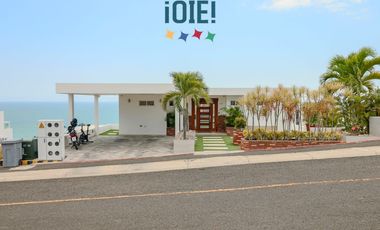 Casa de lujo en venta en Marina Blue – Manta | 4 dormitorios | Piscina privada