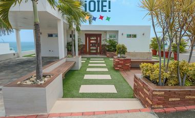 Casa de lujo en venta en Marina Blue – Manta | 4 dormitorios | Piscina privada