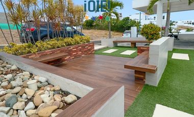 Casa de lujo en venta en Marina Blue – Manta | 4 dormitorios | Piscina privada