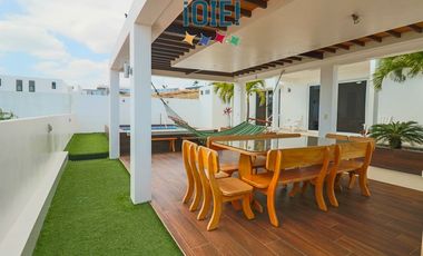 Casa de lujo en venta en Marina Blue – Manta | 4 dormitorios | Piscina privada