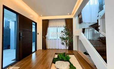 Pampanga House For Sale: ₱27M Modern Luxury Home with Solar Power Near SM Telabastagan