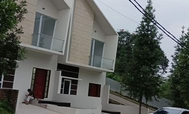 BELUM PERNAH DIHUNI! SEWA RUMAH BARU 2 LANTAI 3 KT 3 KM DI CHANTIKA RESIDENCE BANDUNG TIMUR