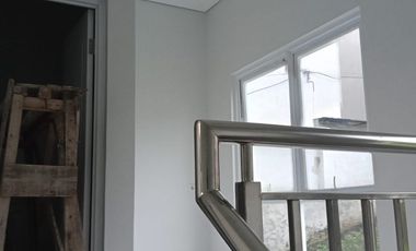 BELUM PERNAH DIHUNI! SEWA RUMAH BARU 2 LANTAI 3 KT 3 KM DI CHANTIKA RESIDENCE BANDUNG TIMUR