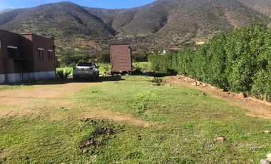 Vive en Reserva Curacaví | 300 m² construidos en parcela de 5.000 m² | Piscina, privacidad y entorno natural