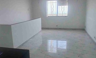 OCASIÓN. San Miguel   Vista al mar. Dúplex de 67m2 de 1 dormitorio Totalmente remodelado.  Citas 975 747----