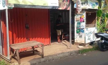 KIOS MURAH SIAP HUNI DI PINGGIR JALAN DEKAT PASAR CISEENG DESA PERIGI KECAMATAN CISEENG KABUPATEN BOGOR