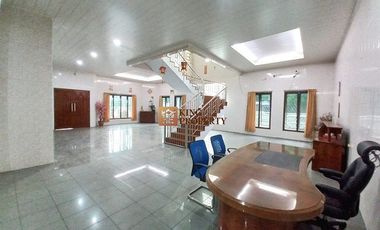 Beli Tanah Gratis Rumah Mewah 2 Lantai SHM Hook di Green Garden, Super Worth It & Bebas Banjir