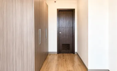 Elegant 2 Bedroom 2BR Condo Unit with Balcony in Taguig | Park McKinley West