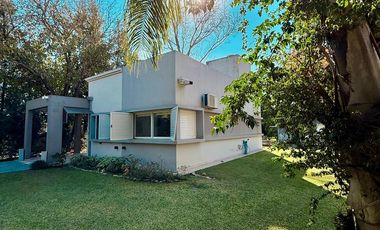 Casa en Country Los Molinos - 2 Domr, 2 Baños, Galeria (130m2)