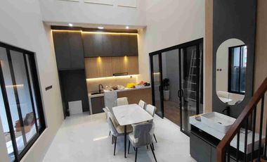 DIJUAL RUMAH MEWAH MASIH GREES KAWASAN PERUMAHAN ELITE UTARA UGM