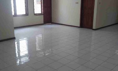 Disewakan rumah bisa untuk kantor kiara sari kiaracondong bandung