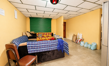 Casa Planta Baja en Venta en Paute | A Media Cuadra del Colegio 26
