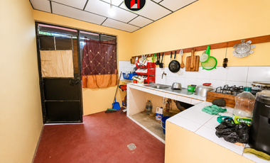 Casa Planta Baja en Venta en Paute | A Media Cuadra del Colegio 26