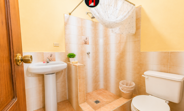 Casa Planta Baja en Venta en Paute | A Media Cuadra del Colegio 26