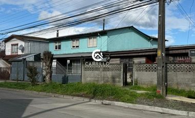 VENDEMOS TERRENO ESQUINA CON CASA DE MADERA