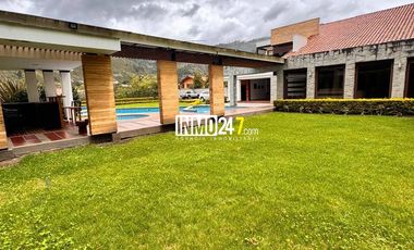 Casa de Lujo en El Cabo Paute 3.035 m2
