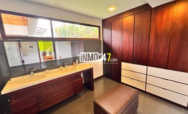 Casa de Lujo en El Cabo Paute 3.035 m2