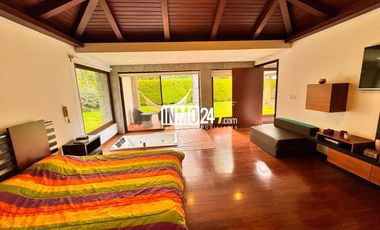 Casa de Lujo en El Cabo Paute 3.035 m2