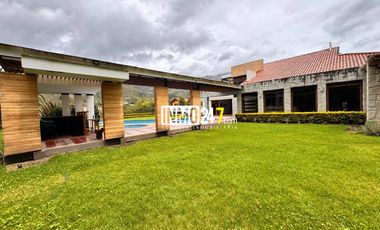 Casa de Lujo en El Cabo Paute 3.035 m2