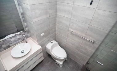 Flat | 203 m², 4 Dorm. y 2 Cocheras Frente al Golf en San Isidro — $359,000