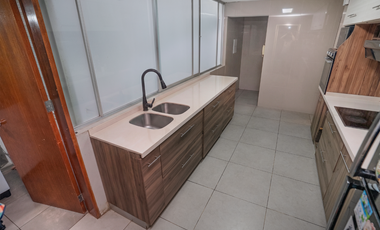 Flat | 203 m², 4 Dorm. y 2 Cocheras Frente al Golf en San Isidro — $359,000