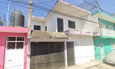 CASA EN VENTA A PRECIO REMATE COL. AMPLIACION ADRIAN CASTREJON, IGUALA  GUERRERO