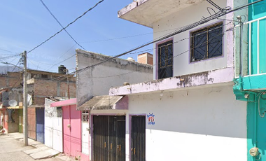 CASA EN VENTA A PRECIO REMATE COL. AMPLIACION ADRIAN CASTREJON, IGUALA  GUERRERO