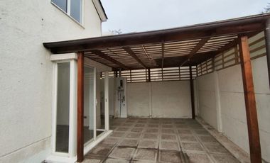 Estupenda Casa Cumbres De Nos, San Bernardo