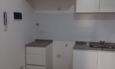 MONOAMBIENTE en planta baja