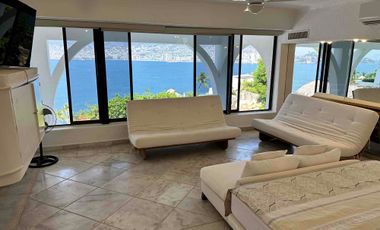CASA EN VENTA EN LAS BRISAS