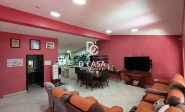 SE VENDE CASA EN LA ALAMEDA