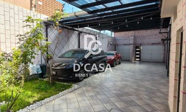 SE VENDE CASA EN LA ALAMEDA
