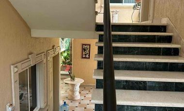 SE RENTA DEPARTAMENTO AMUEBLADO Y EQUIPADO.  LISTO PARA OCUPAR,. 2 RECÁMARAS. UBICADO EN COLONIA BENITO JUÁREZ NORTE, MÉRIDA , YUCATÁN.